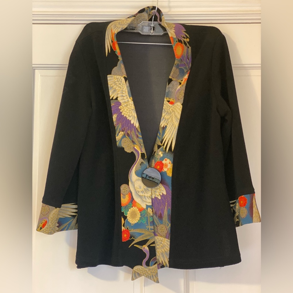 Oriental black tea jacket